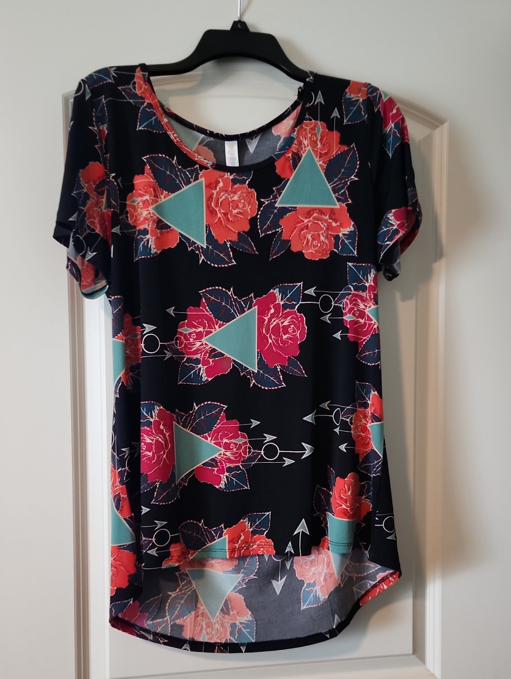 Lularoe Classic Silky Soft Floral Boho Short Sleeve Shirt Womens Size Large*